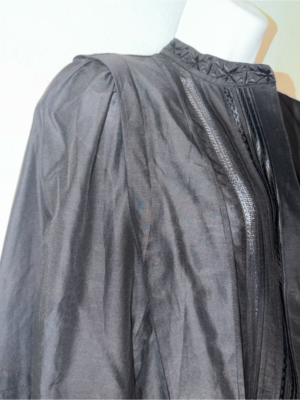 Kobi Halperin Shay Black Lace Inset Silk Blend bishop Sleeve Blouse Sz S NWT - Picture 10 of 15